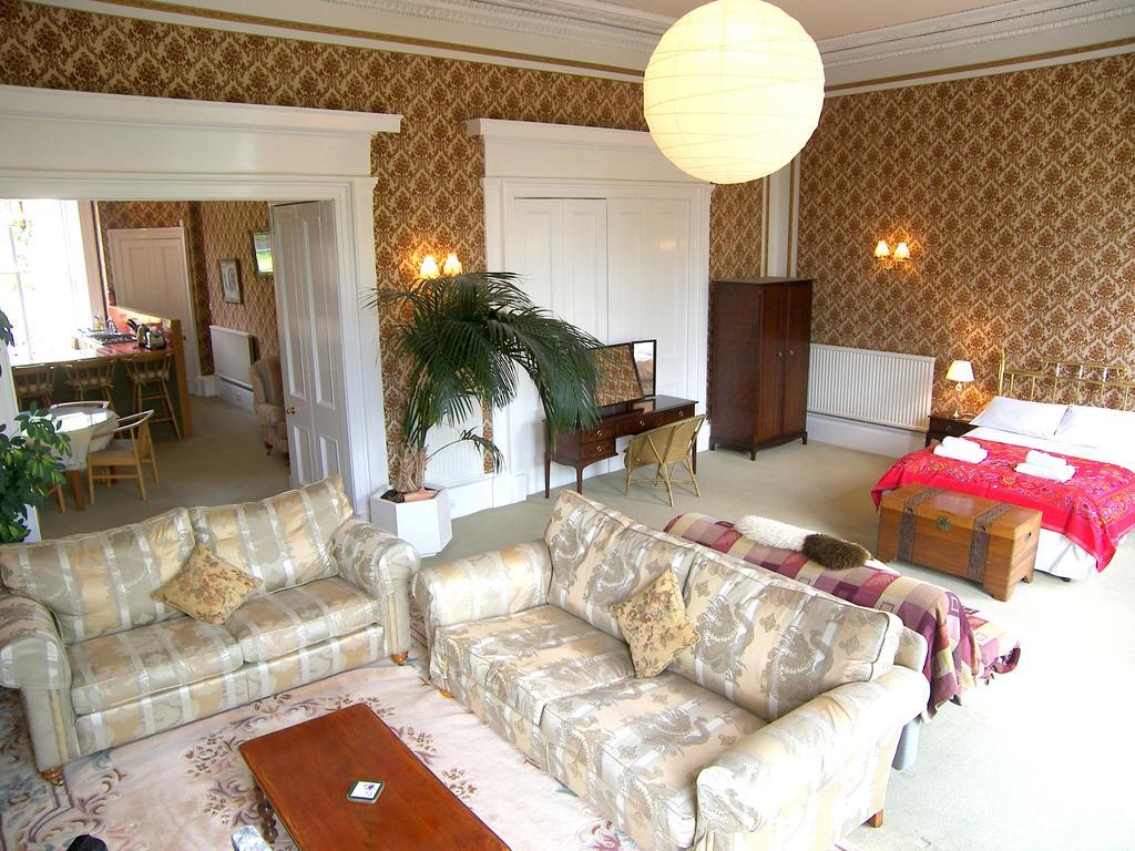 Regent Terrace, And Charming, Quiet 公寓